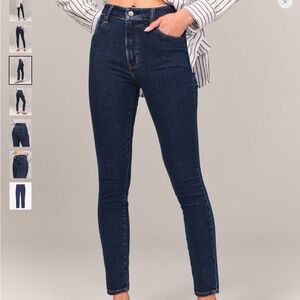 Abercrombie and Fitch Super Skinny Ankle High-Rise Size 10 Short